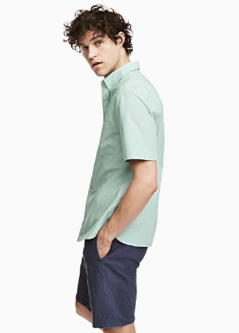 Светло-зеленая рубашка однотонная H&M
