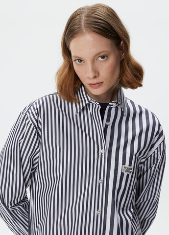 Черно-белая кэжуал рубашка в полоску Lacoste