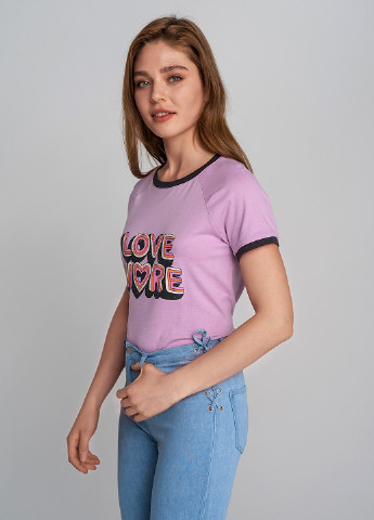 Розово-лиловая летняя футболка befree