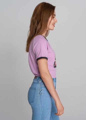Розово-лиловая летняя футболка befree