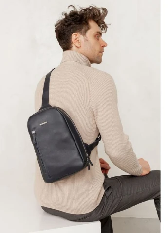 Кожаный мужской рюкзак (сумка-слинг) на одно плечо Chest Bag синий BlankNote (235752515)