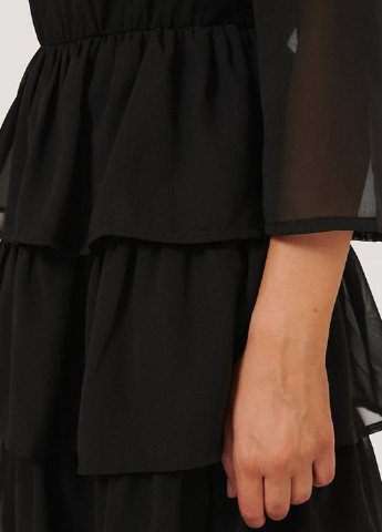 Черное кэжуал платье NA-KD однотонное