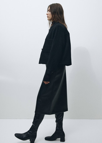 Черная демисезонная куртка H&M
