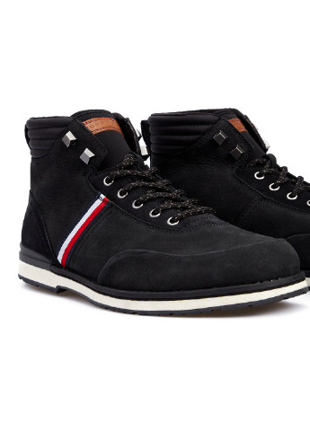Черные зимние ботинки Tommy Hilfiger