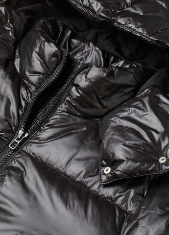 Чорна зимня куртка подовжена H&M