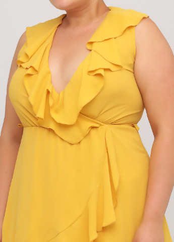 Желтое кэжуал платье на запах Lipsy однотонное