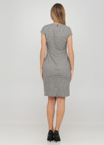 Серое деловое платье футляр H&M с узором пье-де-пуль «гусиная лапка»
