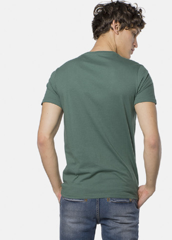 Зеленая летняя футболка MR 520