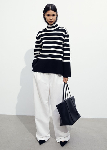 Чорно-білий демісезонний светр H&M