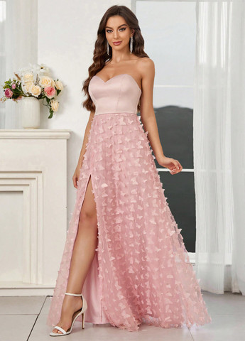 Светло-розовое вечернее платье с юбкой-солнце, с открытыми плечами SHEIN однотонное