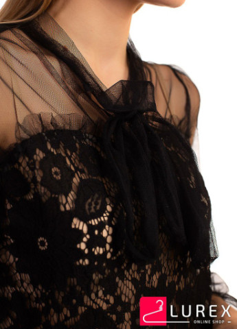 Чорна демісезонна прозора блуза з мереживом чорний колір Glam Amour