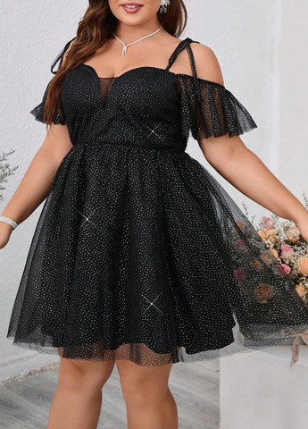 Черное коктейльное платье клеш SHEIN однотонное