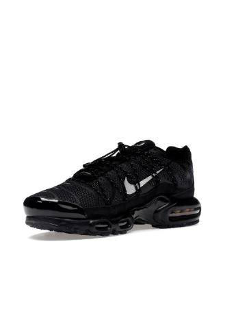 Чорні кросівки fd0670-001 демісезон Nike Air Max Plus Utility