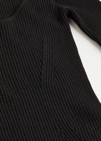 Черное кэжуал платье силуэтная H&M однотонное