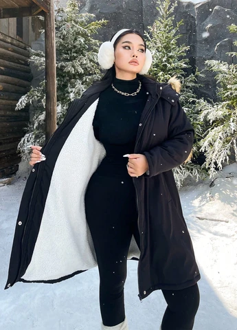 Черная зимняя куртка SHEIN