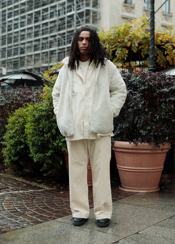 Світло-бежева демісезонна куртка Uniqlo