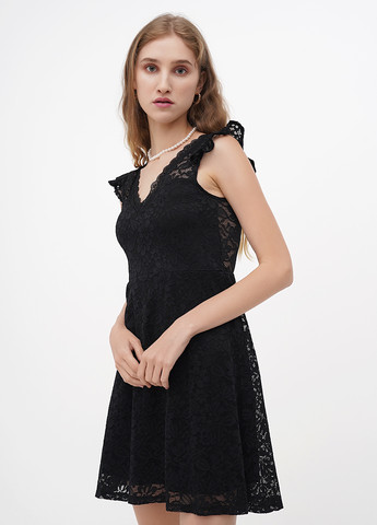 Чорна кежуал, коктейльна сукня кльош Terranova однотонна