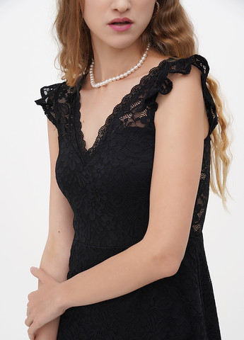 Чорна кежуал, коктейльна сукня кльош Terranova однотонна