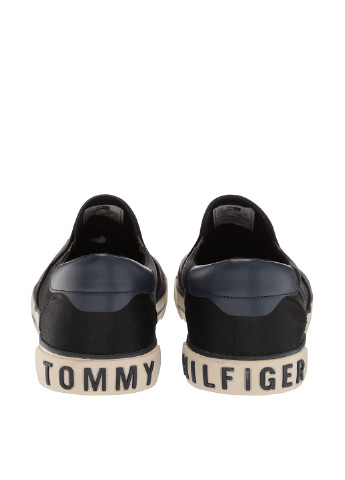 Черные слипоны Tommy Hilfiger с белой подошвой, с логотипом