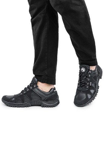 Чорні Осінні кросівки чоловічі демісезонні чорні зі шкірозамінника 1354423436 Kindzer