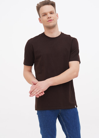 Темно-коричнева футболка Minimum