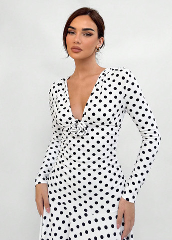 Белое кэжуал платье клеш SHEIN в горошек