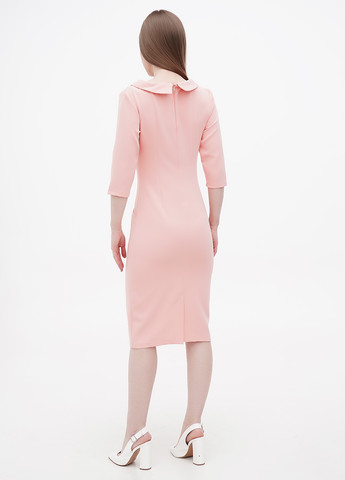 Светло-розовое кэжуал платье Maurini однотонное