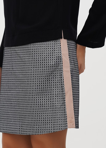 Чорна кежуал сукня Sassofono однотонна