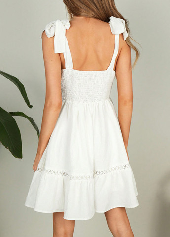 Белое кэжуал платье а-силуэт SHEIN однотонное