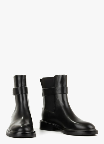 Осенние ботинки Le'BERDES с пряжкой