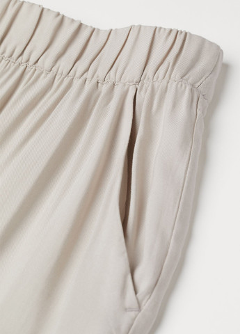 Серо-бежевые кэжуал демисезонные зауженные брюки H&M