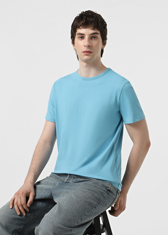 Голубая футболка Promin