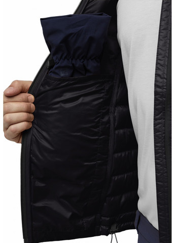 Черный демисезонный Пуховик Jack Wolfskin