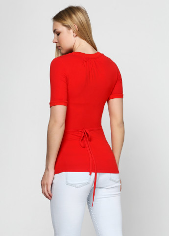 Красная летняя футболка Basics
