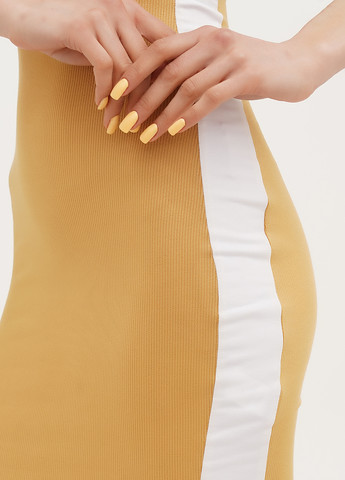 Золотий кежуал сукня силуетна Vicolo колор блок