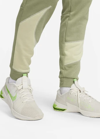 Штани FB8577-386 Nike Tapered Fitness Trousers (321963455)