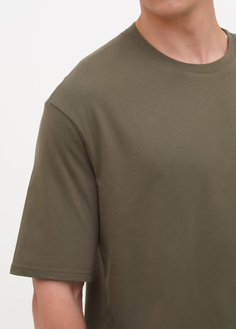Хаки (оливковая) футболка KASTA design