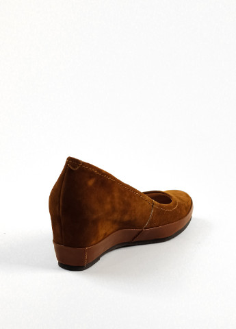 Туфлі на танкетці коричневі Veritas (254583212)