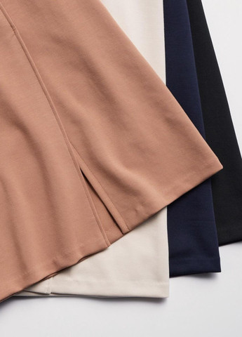 Коричневая кэжуал однотонная юбка Uniqlo а-силуэта (трапеция)