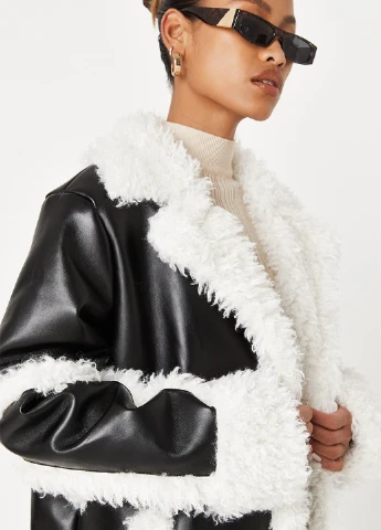 Чорне зимнє Пальто однобортне Missguided