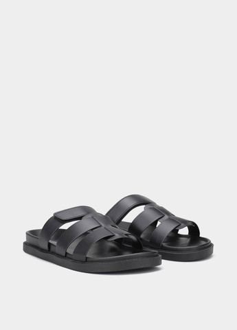 Черные шлепанцы Braska