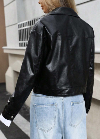 Черная демисезонная куртка байкерская SHEIN