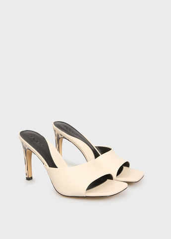 Бежевые шлепанцы PRPY