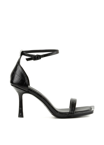 Черные босоножки Le'BERDES с ремешком с тиснением