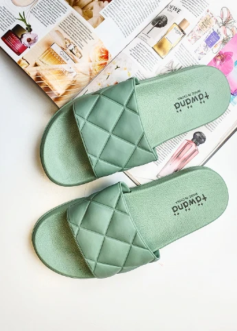 Жіночі сланці шльопанці красиві м'ятні для пляжу 39 Fashion (230370287)