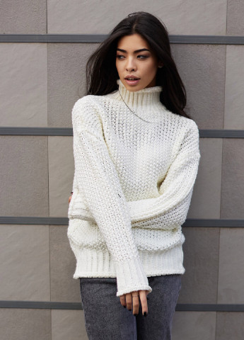 Белый зимний свитер джемпер ST-Seventeen