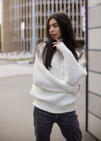 Белый зимний свитер джемпер ST-Seventeen