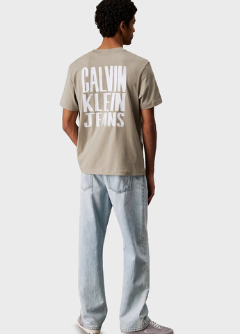 Серо-бежевая футболка Calvin Klein Jeans