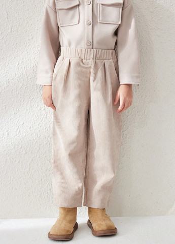 Светло-бежевые кэжуал демисезонные брюки прямые SHEIN