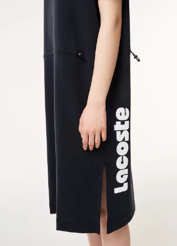 Чорна спортивна, кежуал сукня сукня-футболка Lacoste з логотипом
